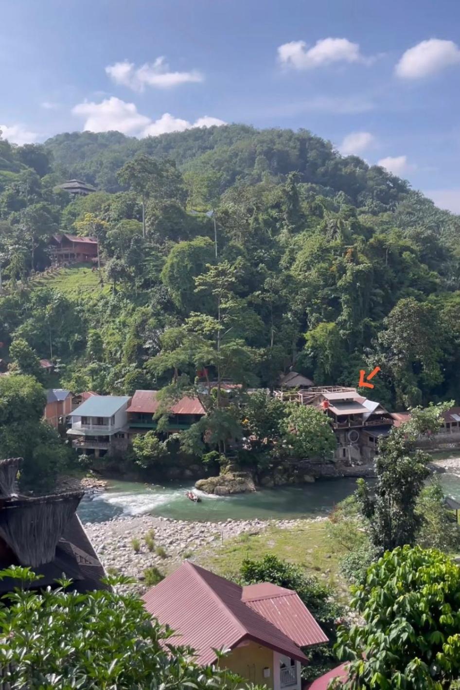 Charlys Little House Hotel Bukit Lawang Kültér fotó