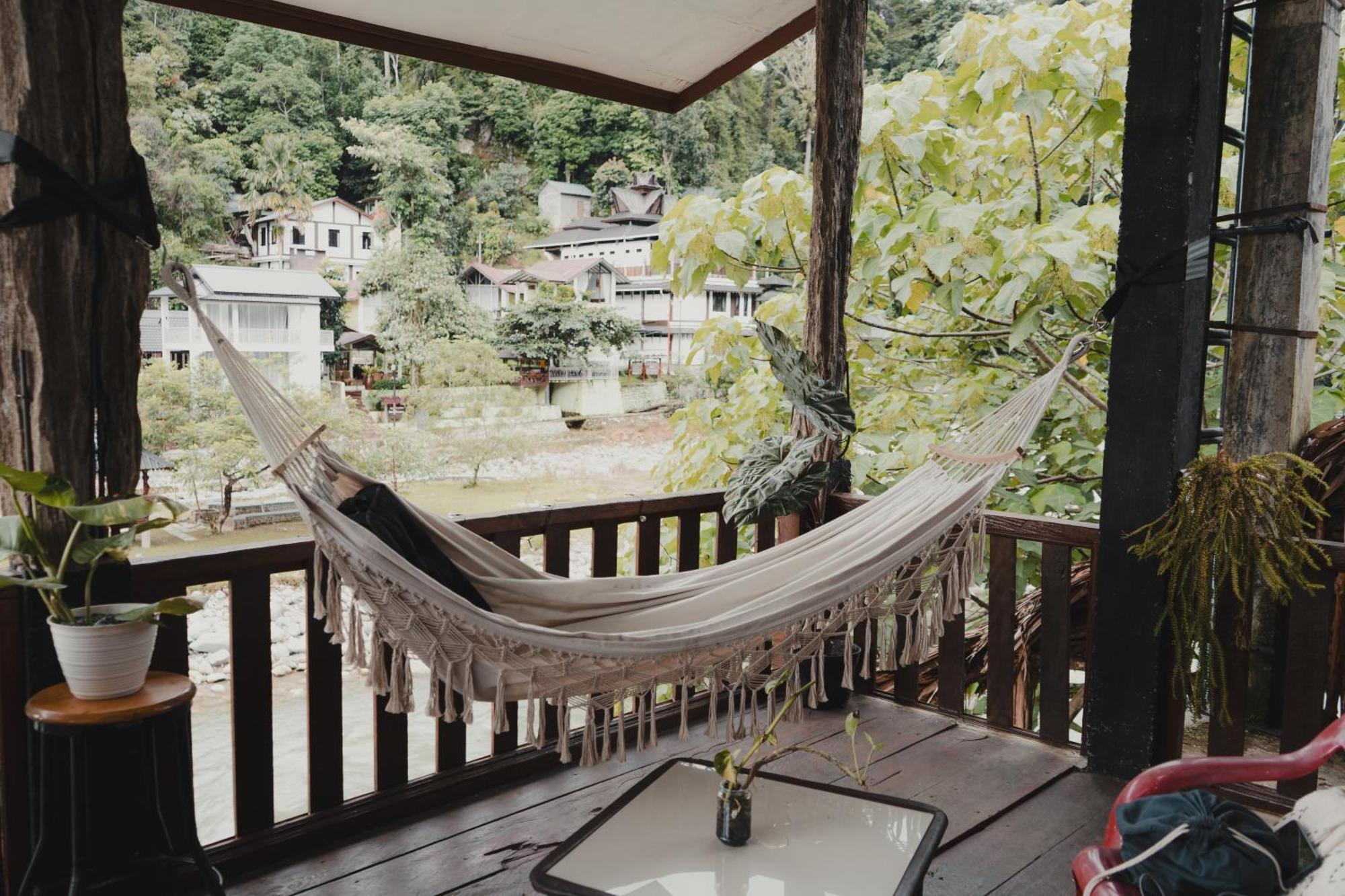 Charlys Little House Hotel Bukit Lawang Kültér fotó